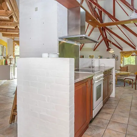 Holiday home 8 Person In N Rre Nebel